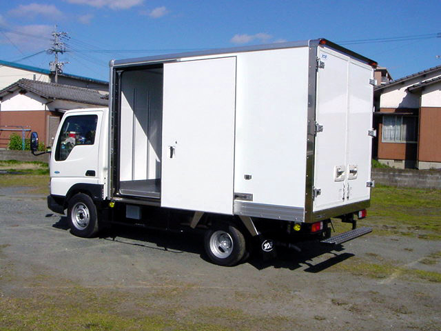 冷凍車のオグチ