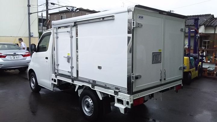 冷凍車のオグチ